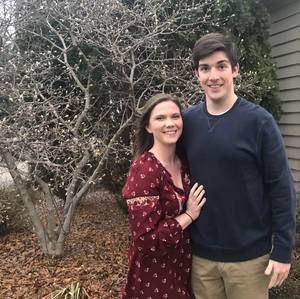 Meet your Posher, Caitlin